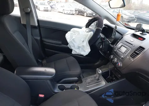 2016 Kia Forte Lx z USA, uszkodzony, nr VIN KNAFK4A66G5610672